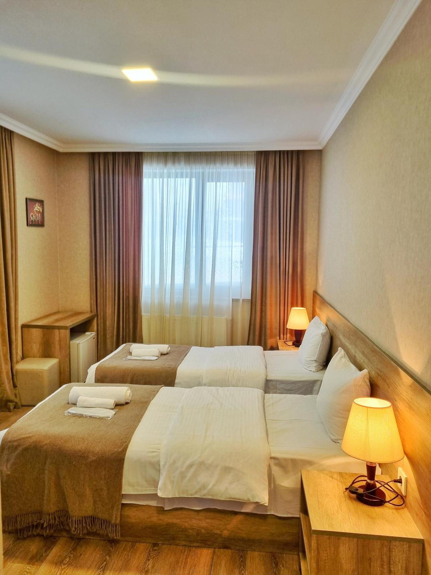 Hotel Sunshine Kazbegi Exterior foto