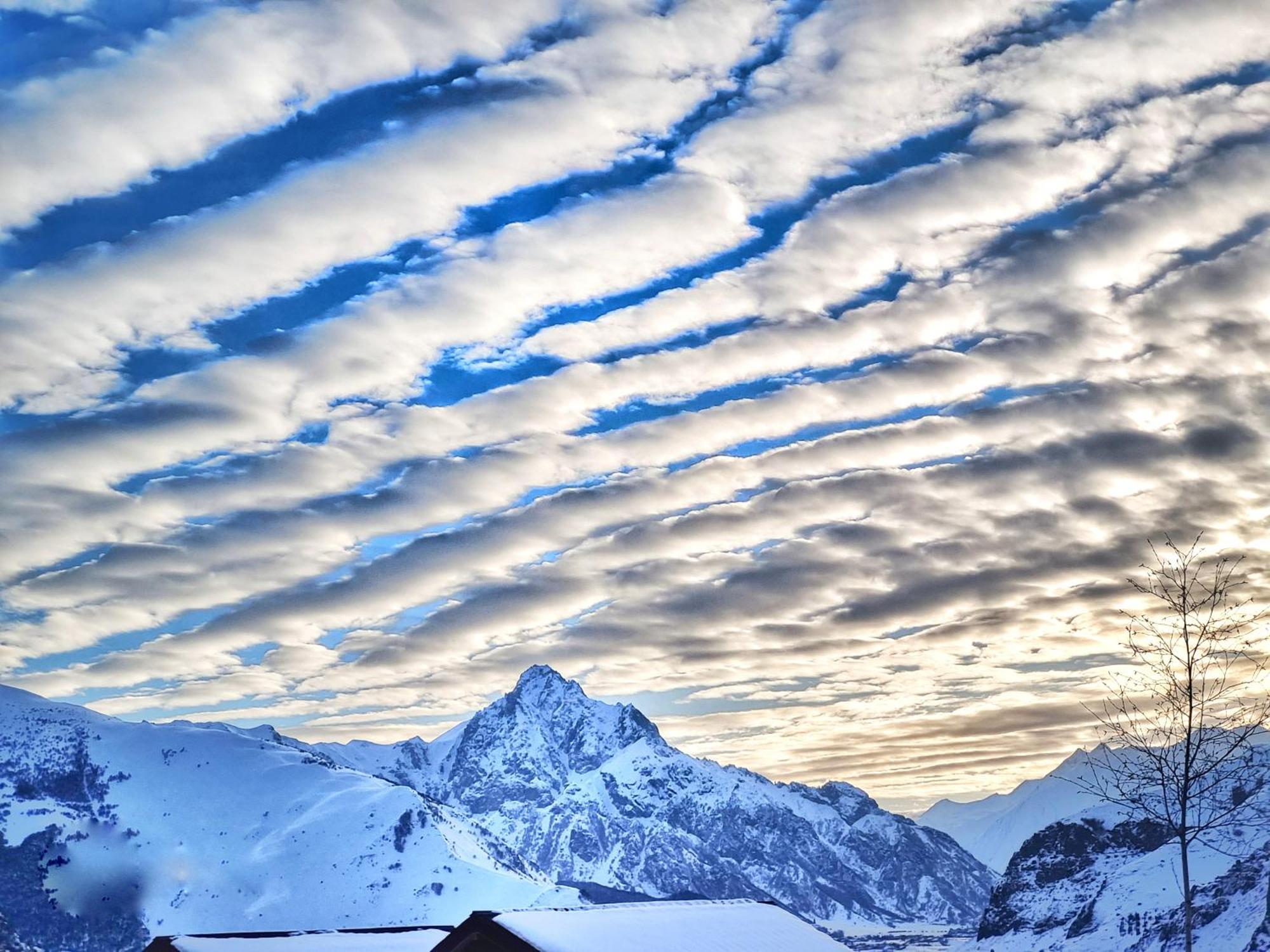 Hotel Sunshine Kazbegi Exterior foto