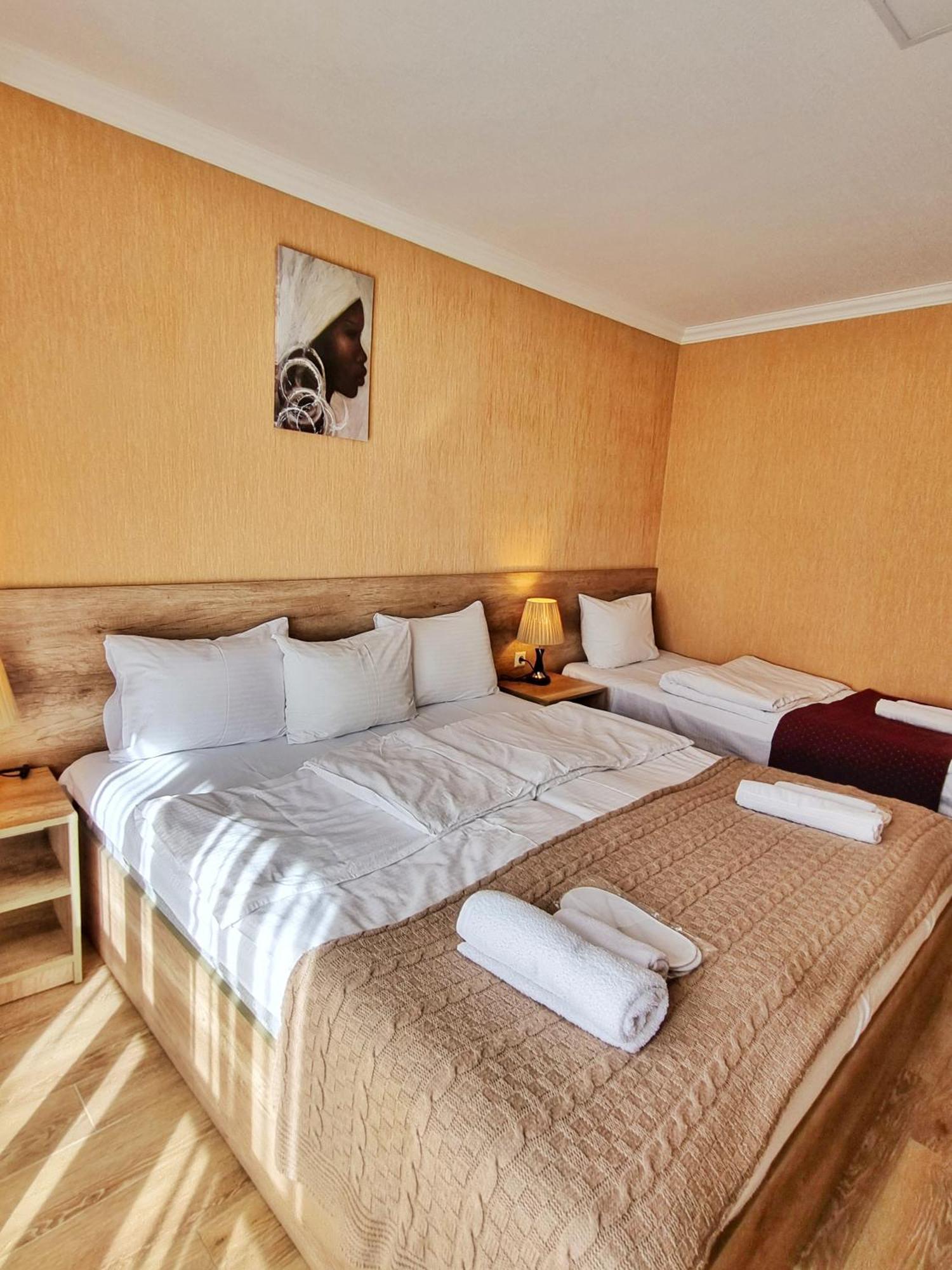 Hotel Sunshine Kazbegi Exterior foto