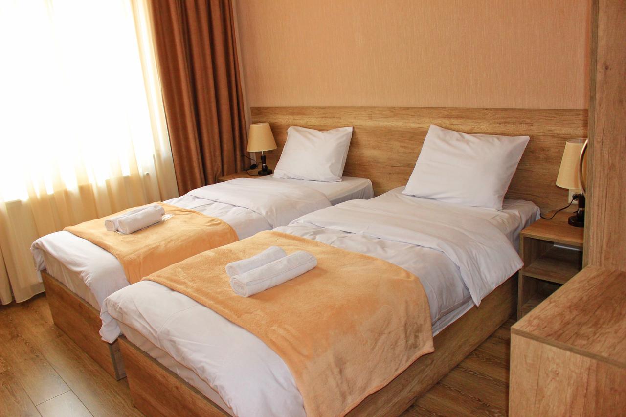 Hotel Sunshine Kazbegi Exterior foto