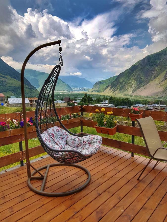 Hotel Sunshine Kazbegi Exterior foto